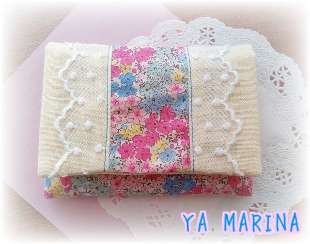 2つ折りティッシュケース カラフル花柄×イエローの画像1枚目