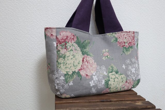 p花柄リネンシンプルトートバックの画像1枚目