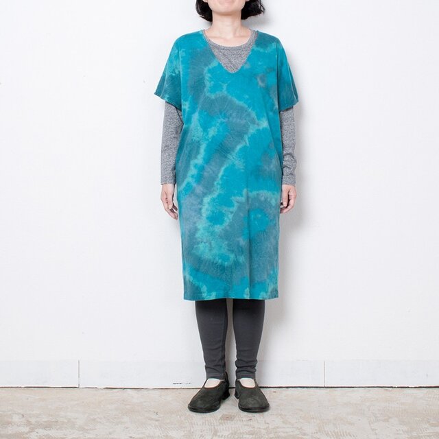 D0018F オーガニックコットンUネックワンピース 水草(グリーン系)の画像1枚目