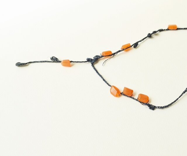 【送料無料】orange+navy necklaceの画像1枚目