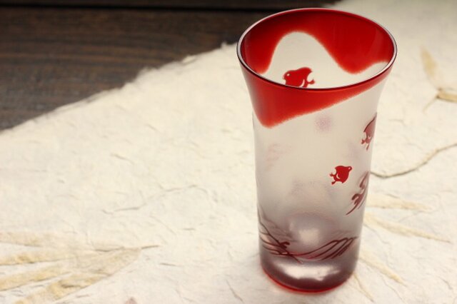 【再販】清酒杯(ビアグラス)「波千鳥」 赤の画像1枚目