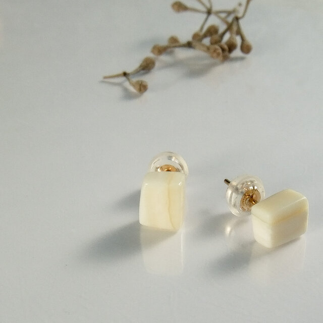 k10✼Makkoh pierced earrings 92017の画像1枚目