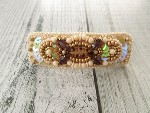Hair accessory バレッタ ビーズ刺繍 (K0702)の画像1枚目