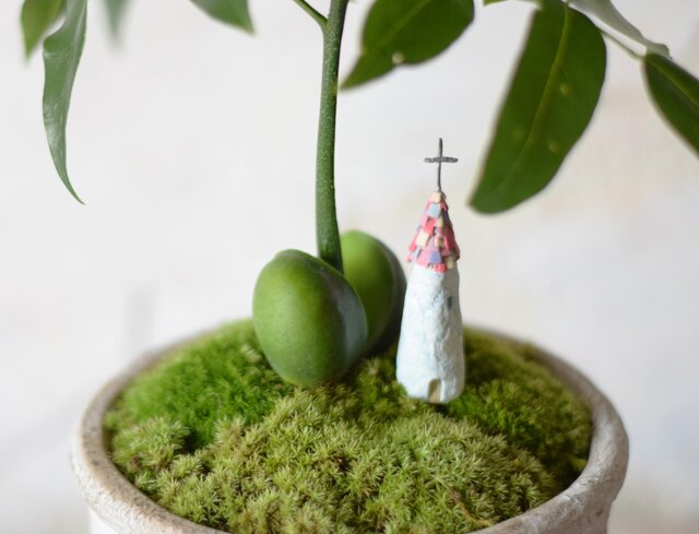 小人の庭（小さな教会）ジャックと豆の木 | iichi 日々の暮らしを