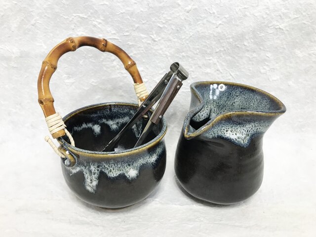 陶器 水割りセット小(アイスペール+ピッチャー)青黒 トング付きの画像1枚目