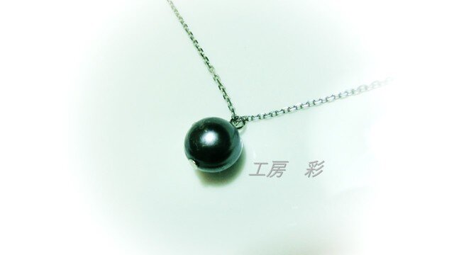 ブラック淡水パールの一粒ペンダントの画像1枚目