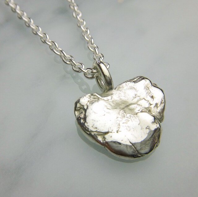”ハンドメイド”SILVERハートペンダント No.00194522の画像1枚目