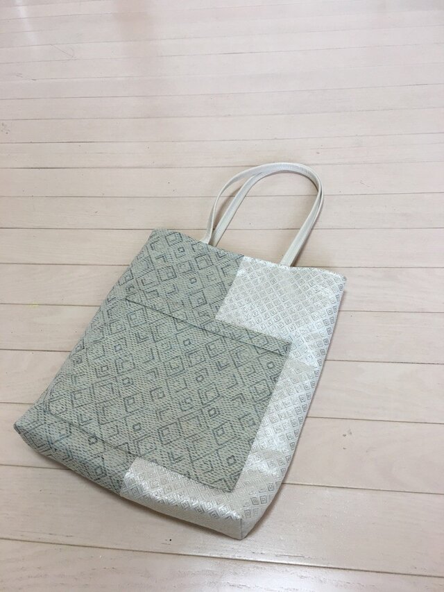 着物からバッグの画像1枚目