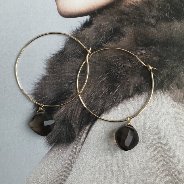 Smoky QuartzHoop pierceの画像1枚目