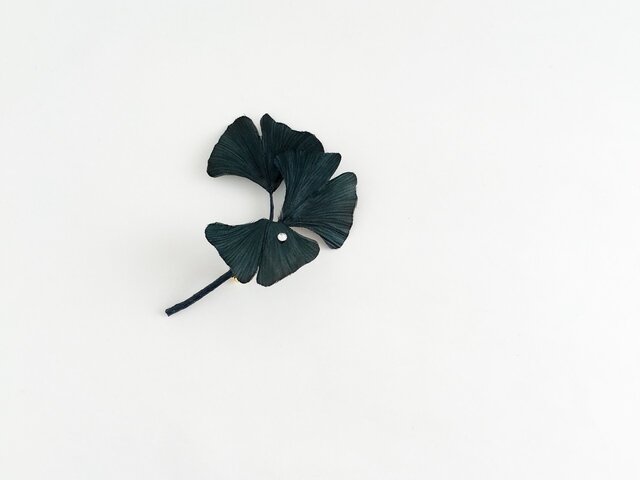Corsage : 秋いちょうの葉 (ブラック)の画像1枚目