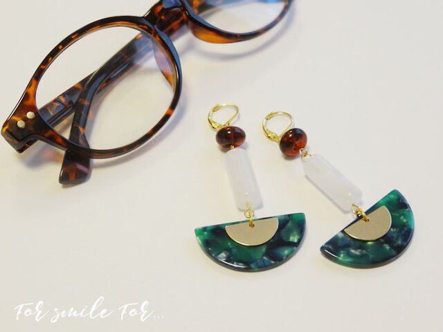 Retro series ピアス-GREEN-の画像1枚目
