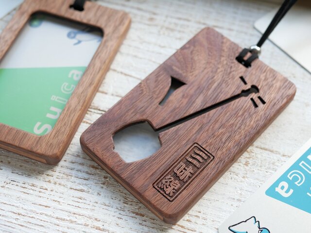 木製パスケース 窓付き【三味線シルエット】ICカードピッタリサイズ