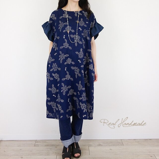 Wガーゼネイビー刺繍フリルワンピースの画像1枚目