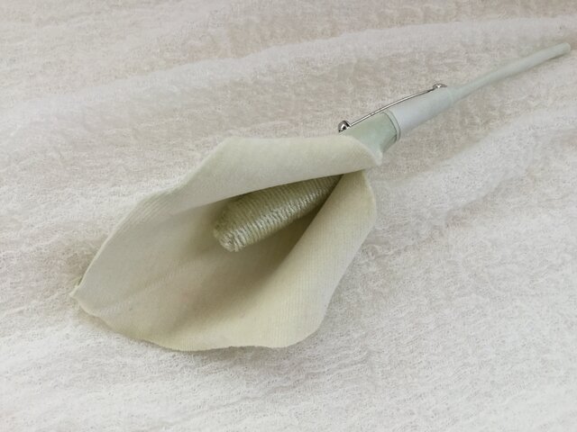 カラーの画像1枚目