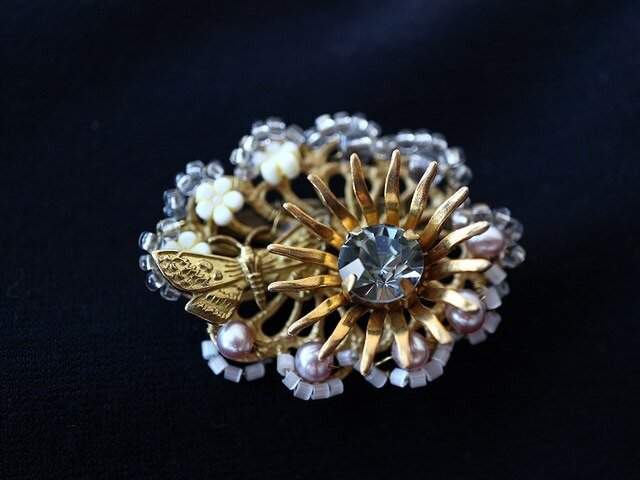 Robin's Vitage Brass Brooch*ヴィンテージ*真鍮ブローチ*no.203の画像1枚目