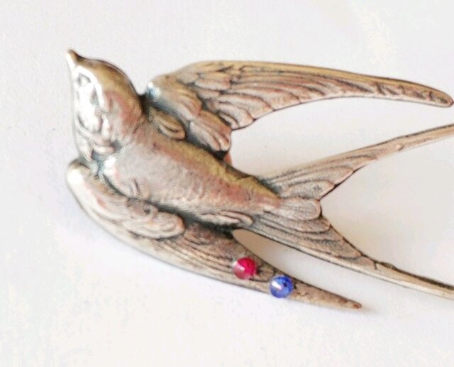 flying swallow ツバメ（44mm アンティックシルバー）ピンブローチ】夏