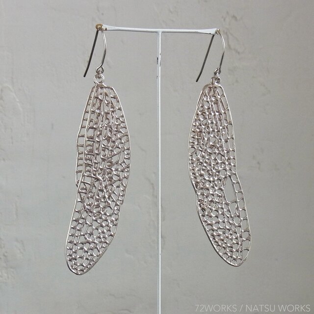とんぼの羽 ピアス Dragonfly Earringの画像1枚目