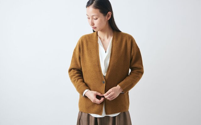 【sale】enrica cashmere&wool cardigan / mastardの画像1枚目