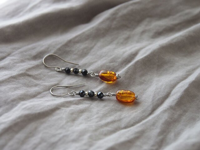 Amber×Black Pierceの画像1枚目
