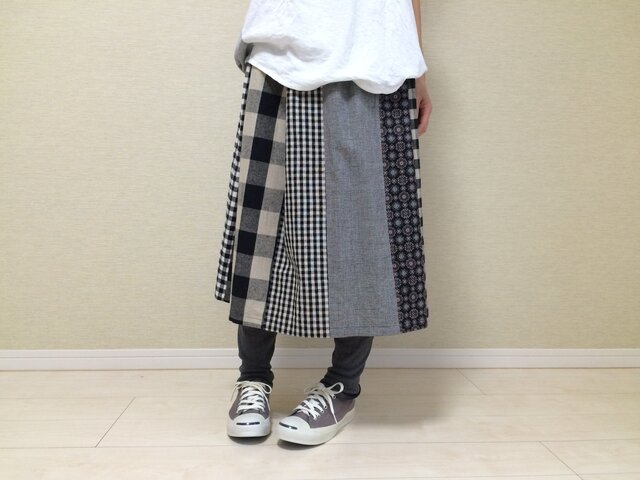 モノトーンいろいろのタックスカート036の画像1枚目