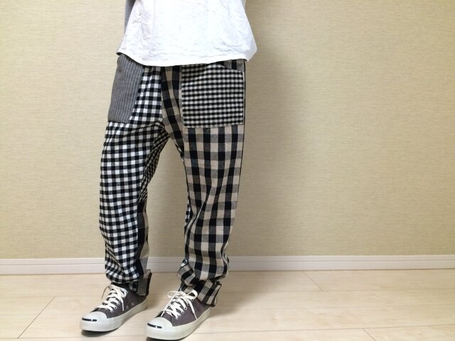 モノトーンいろいろのゆるパンツ+014の画像1枚目