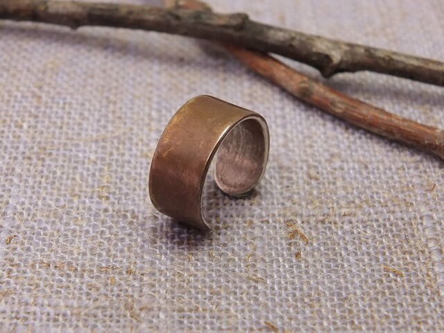 Cuff Rusty w6 Bs -アンティーク仕上げ 真鍮のイヤーカフ幅6の画像1枚目