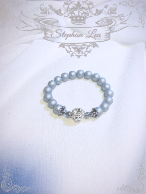 ★Stephan Lea★レディースホワイトSTEPHANグレービーズブレスレットの画像1枚目