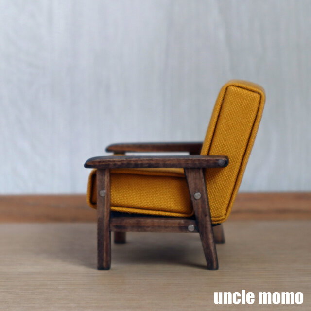 ドール用ソファ1人掛け（色：イエロー×エボニー） 1/12ミニチュア家具