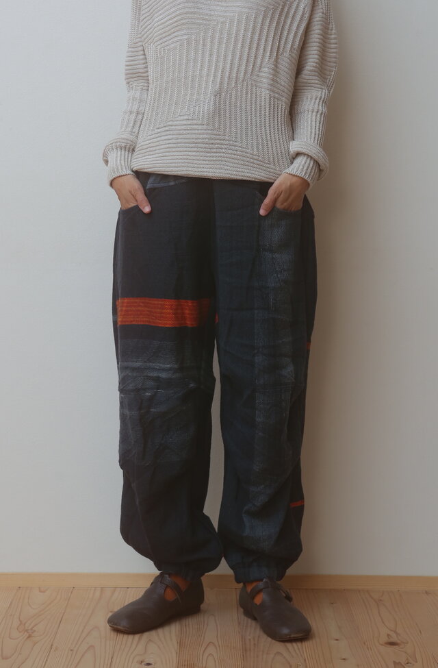 【NEW】nica pants HOSO wool70 cotton30の画像1枚目