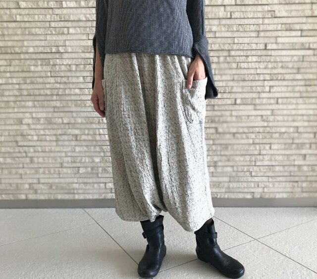 75cm丈、手織りコットン、やわらかしっとりとろみ素材のおとなサルエルパンツの画像1枚目