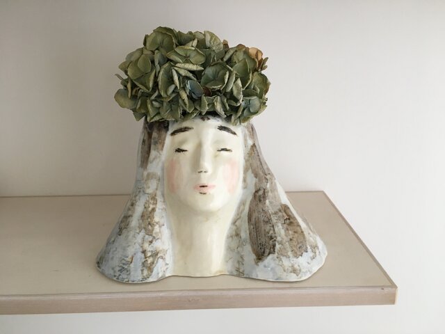 女神さま花器の画像1枚目