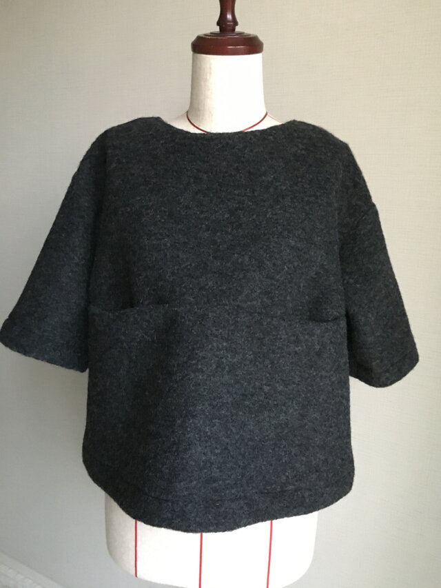 厚手のプルオーバーの画像1枚目