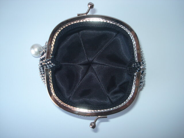 Beaded Pouch --Snow Crystal-- Black (L) | iichi 日々の暮らしを