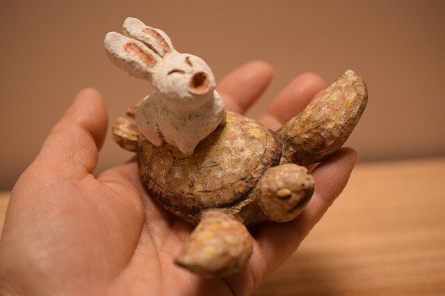 うさぎ竜宮城に行く（売れました） | iichi 日々の暮らしを