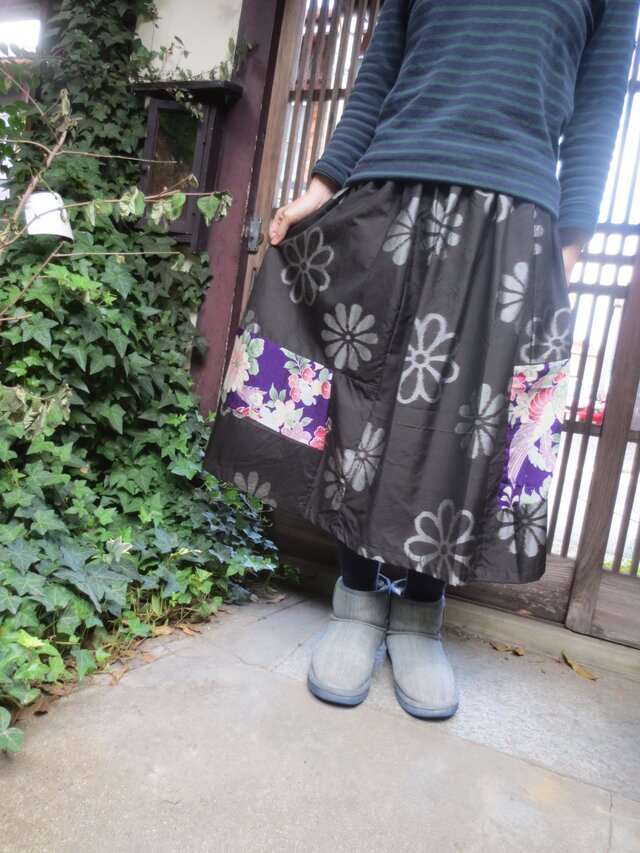 古布リメイク☆アンティークの大島は渋くて可愛い♪紫の縮緬でポップなおとなスカート