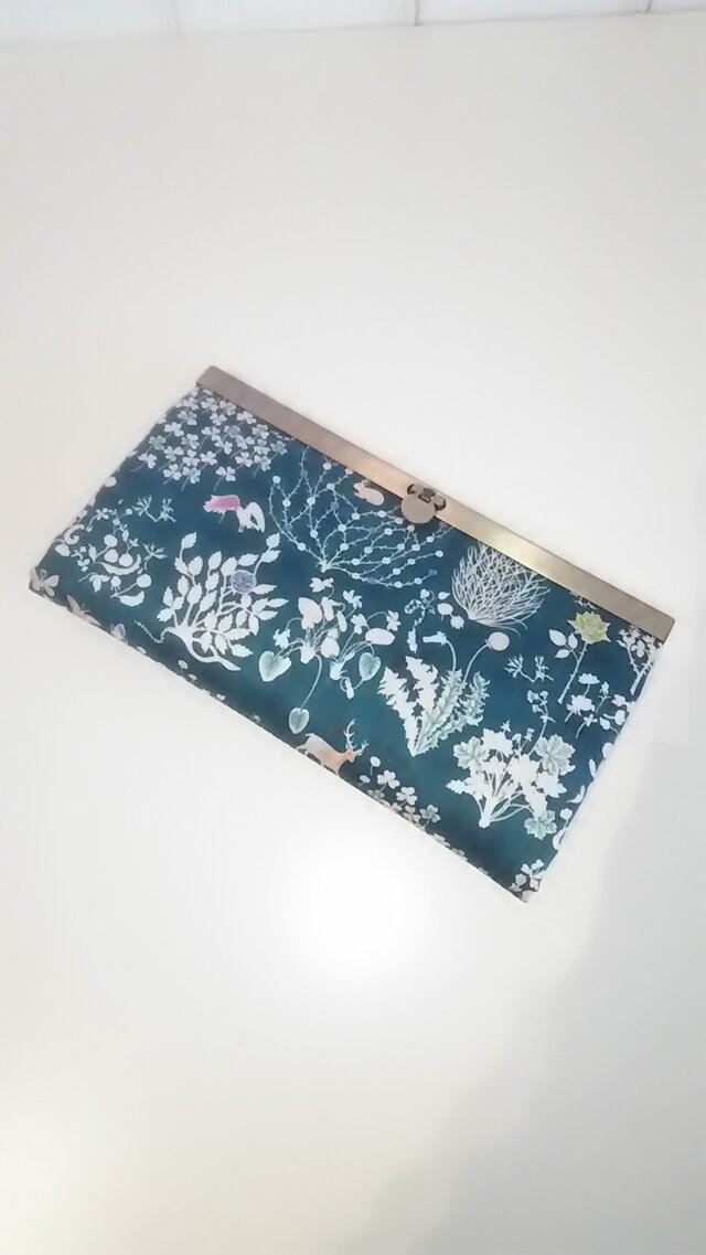 リバティ タナローン Yoshie 長財布の画像1枚目