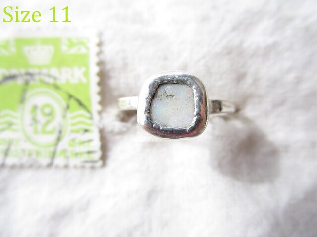 silver オパール 原石 リングの画像1枚目