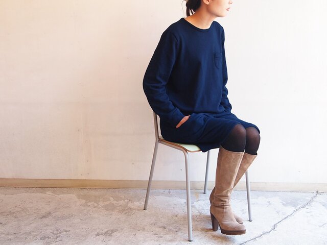 ■スウェットポケットトップス/藍の画像1枚目