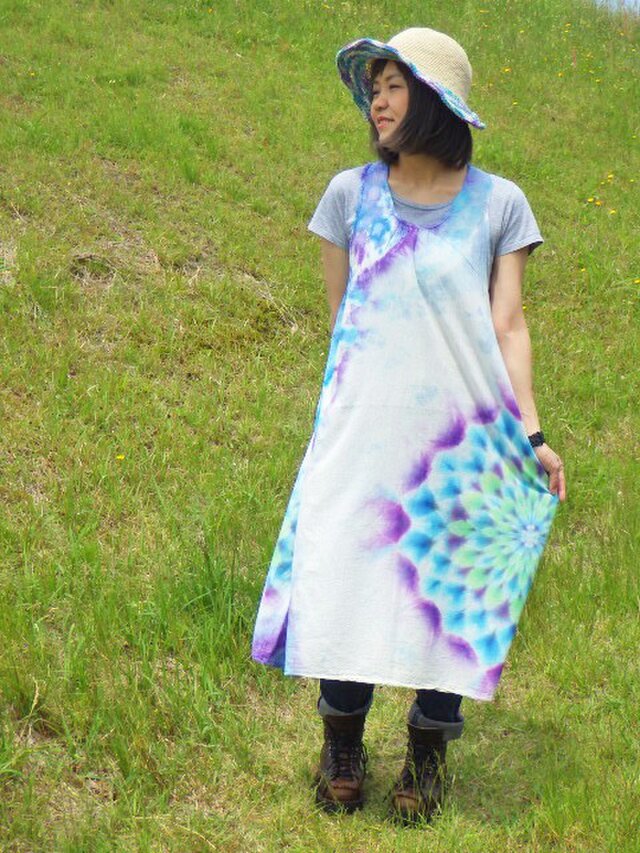 タイダイ　絞り染め　曼荼羅　ノースリーブワンピース♪♪空や風を映す湖面カラーに藍碧色の大曼荼羅♪♪HD9-02