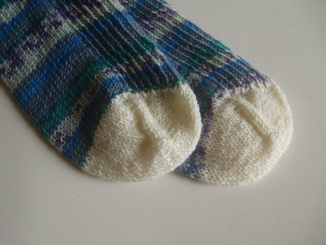 手編み靴下【REGIA 4ply 04289】 | iichi 日々の暮らしを心地よくする