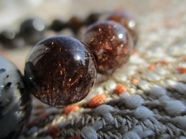 古いトルマリンインクォーツ ビンテージ:濃密ブラウンルチル水晶 ルチル水晶ブレスレットの画像1枚目