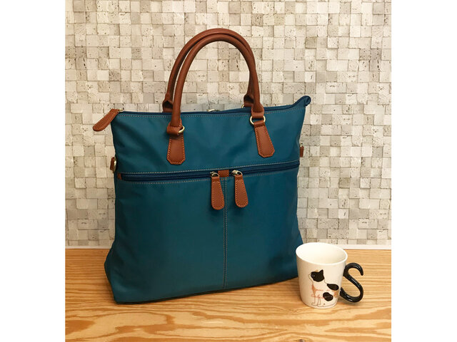 新色♬ ナイロン+フェイクレザー 4way BAG BLUEの画像1枚目