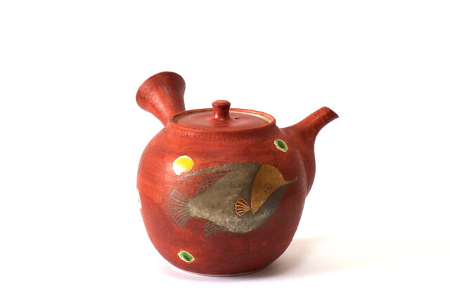金銀彩注器(魚)の画像1枚目
