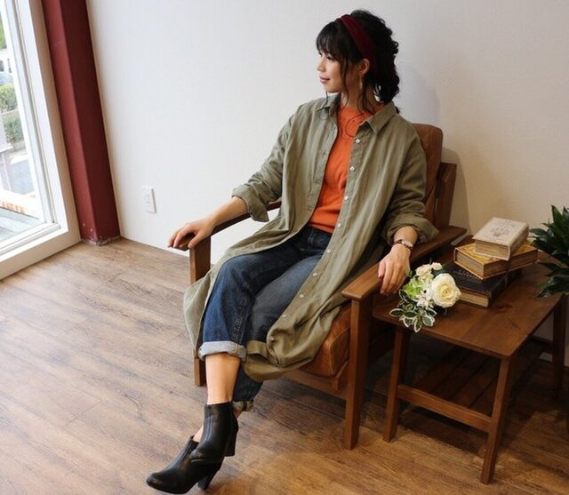 【受注生産】ふわふわダブルガーゼでお仕立てした、こだわり抜いたシャツワンピース(カーキグレー)の画像1枚目