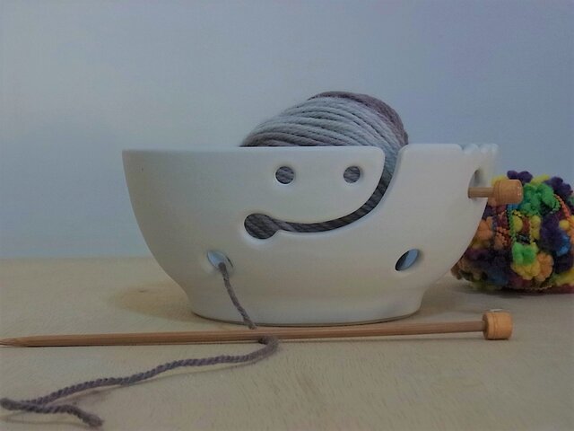 ゆきらくだ様 ご注文品 ヤーンボウル Smile 白 の画像1枚目