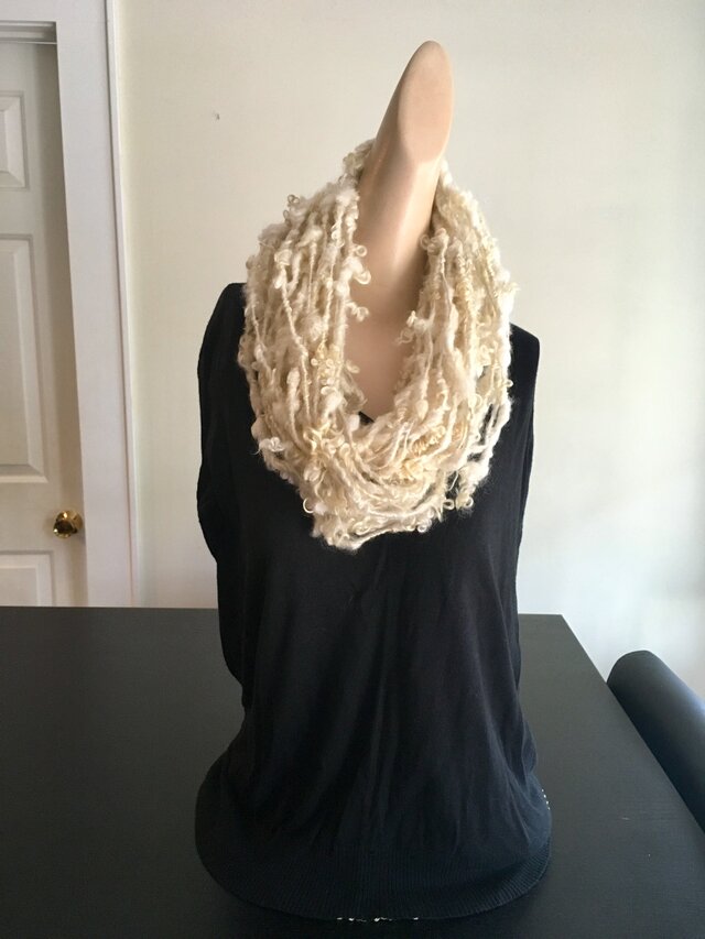 Art yarn necklace scarf アートヤーン・ネックレス スカーフの画像1枚目