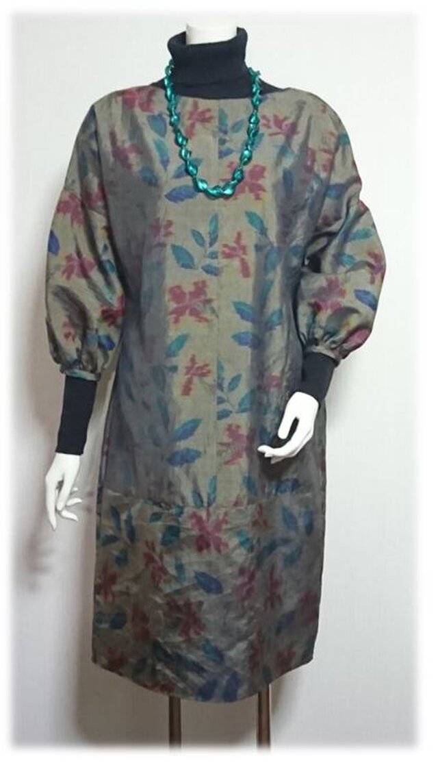 103＊1点物 大島紬ボートネックモード系ワンピース(カーキ）