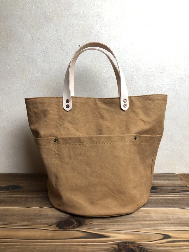 宅急便送料無料☆army duc round  bag M camel