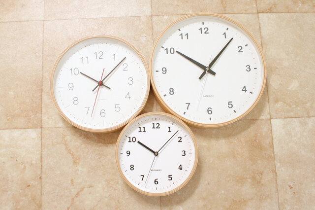 KATOMOKU plywood wall clock 13 ナチュラル 電波時計 連続秒針 km