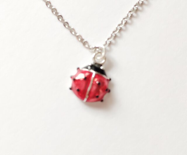 フランス製 ヴィンテージ 9Kてんとう虫チャーム エナメル細工 幸運1960年 フランス製 ヴィンテージ 9Kてんとう虫チャーム エナメル細工 幸運1960